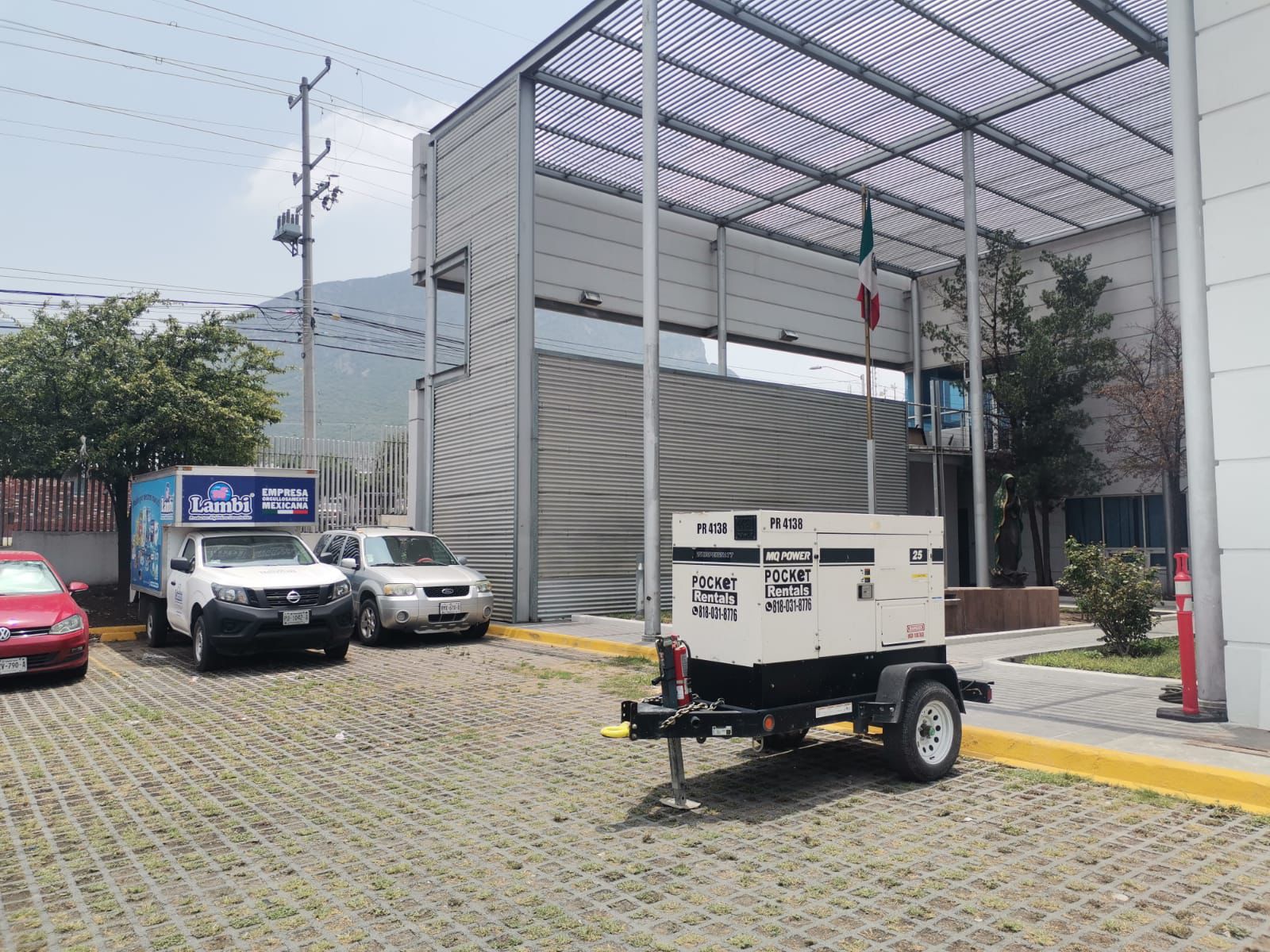 Vista Lateral Generador 25 KVA